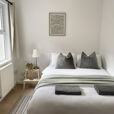 New Apartment In Town Centre Bornemouth Extérieur photo